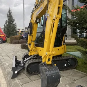 KOMATSU PC 26MR-5, 2,7T + 3 GODETS